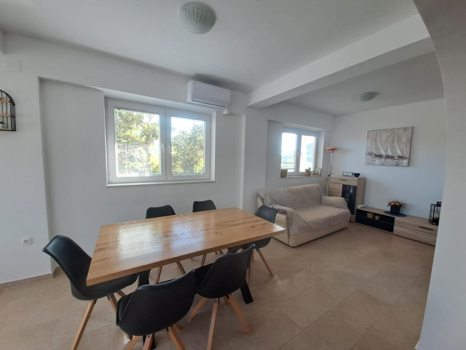 Pletkovic Apartments Tribalj Eksteriør billede